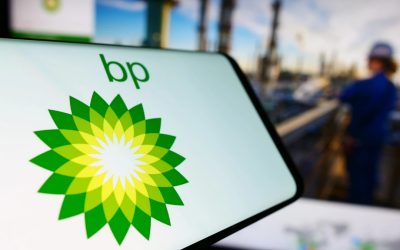 bp today announced an oil and gas discovery at the Bumerangue prospect in the deepwater offshore Brazil